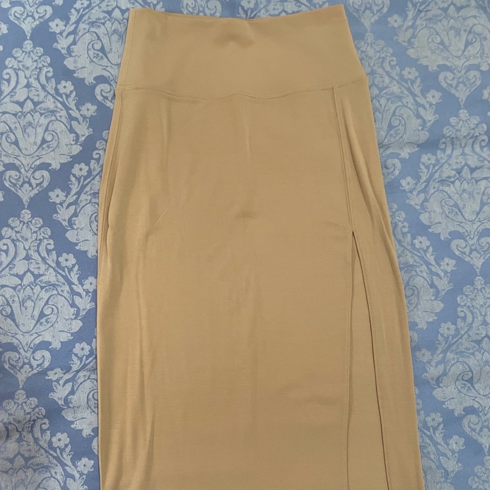 Tan high waist pencil skirt with side slit